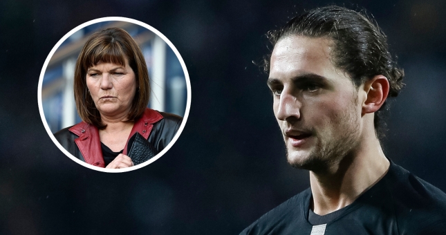 Ngã ngửa với mức lương mẹ của 'mục tiêu trong mơ' đòi MU