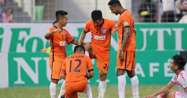 Đức Chinh tỏa sáng, Đà Nẵng thắng 'nghẹt thở' đội hạng Nhất