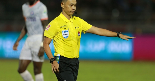 Việt Nam có số trọng tài FIFA thua cả Lào