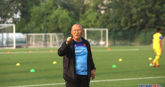 HLV Park Hang Seo tung 'cú lừa cực mạnh' trước trận gặp Indonesia