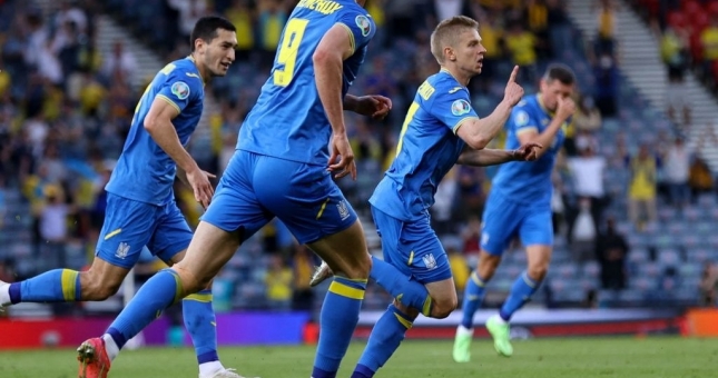 Ukraina tạo nên cơn 'địa chấn' tại vòng 1/8 EURO 2021