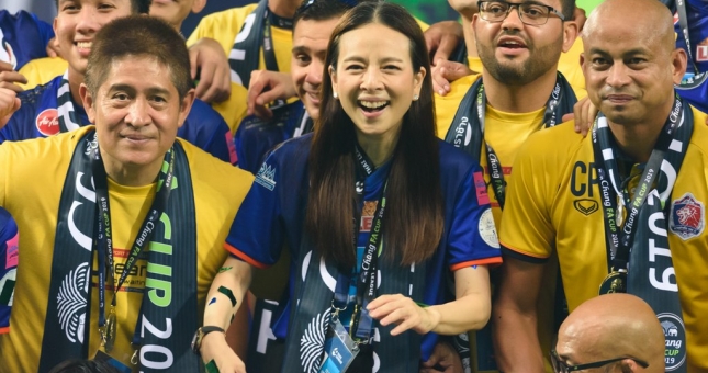 ĐTQG Thái Lan có 'tướng' mới, tuyên bố vươn tầm thế giới