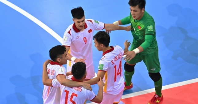 Việt Nam bị dồn vào 'thế chân tường' tại World Cup 2021