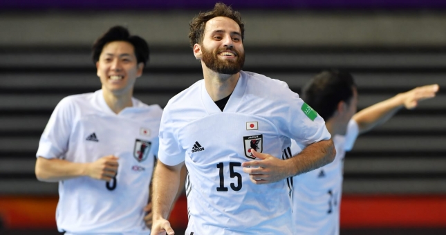 Thua ngược cay đắng, ĐT Nhật Bản rơi vào 'bi kịch' dù vẫn đi tiếp