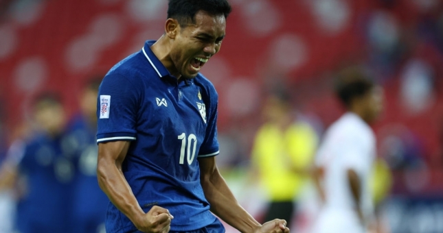 Người Thái Lan đi vào lịch sử AFF Cup, tạo kỷ lục 'vô tiền khoáng hậu'