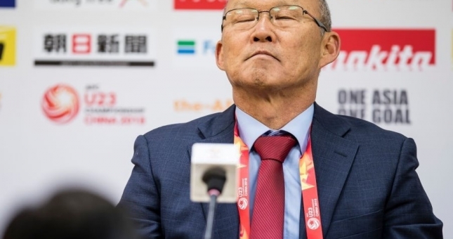 Sau trận thắng lịch sử, VFF bất ngờ làm điều 'chưa từng có' với hợp đồng HLV Park?