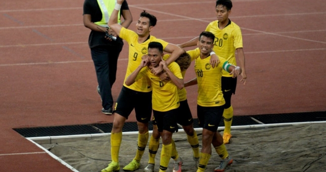 Lịch thi đấu bóng đá hôm nay 15/2: Malaysia thị uy giải Đông Nam Á?