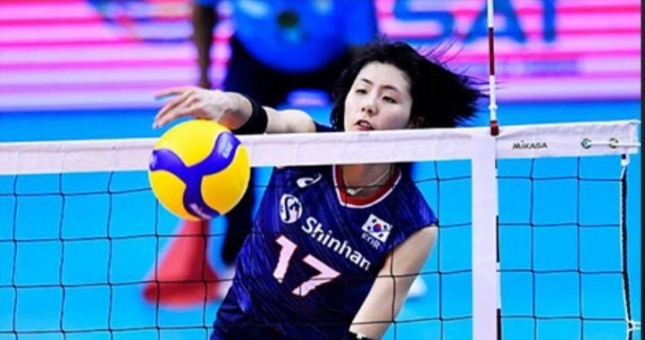 Ngọc nữ bóng chuyền Lee Jae Yeong tiếp tục gặp vận đen ở châu Âu