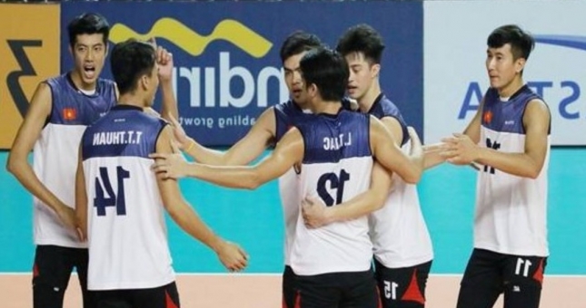 Bóng chuyền nam tập trung ĐTQG, chủ công Từ Thanh Thuận trở lại