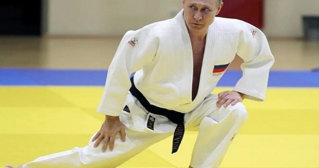 Liên đoàn Judo quốc tế 'tước' chức chủ tịch danh dự của ông Putin