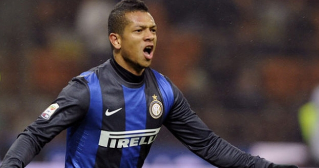 Chelsea chuẩn bị đón tân binh thứ 2