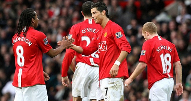 Ronaldo đạt cột mốc 400 bàn thắng: Hành trình đáng nhớ từ MU tới Real