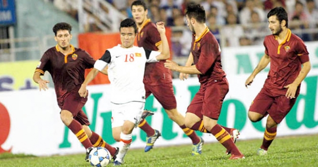 U19 AS Roma thắng nhờ sự đơn giản mà đẹp mắt