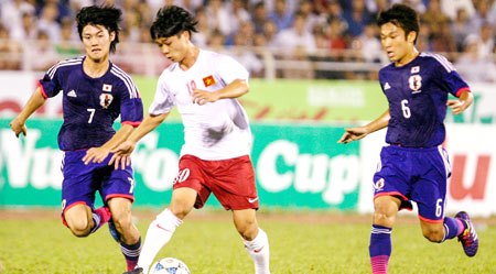 Trực tiếp U19 Việt Nam vs U19 Tottenham: Cháy hết mình vì người hâm mộ