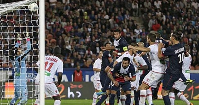 Video bàn thắng: Ajaccio 1-2 PSG (Vòng 20 - Ligue 1)