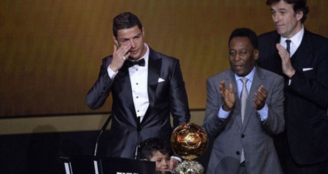 Video Ronaldo đoạt QBV FIFA 2013