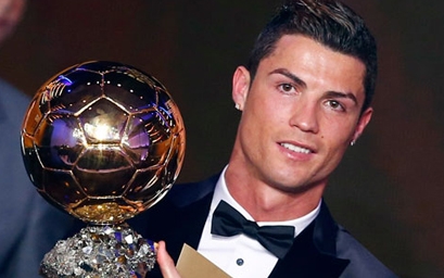 Ronaldo tiếp tục ẵm thêm giải thưởng năm 2013