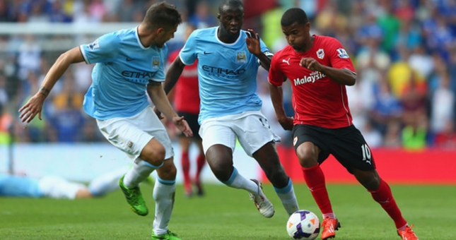 Tường thuật trực tiếp Man City 4-2 Cardiff City: Ép sân toàn diện!