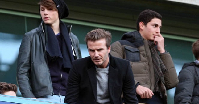 David Beckham chán nản nhìn MU thua Chelsea