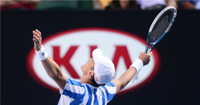 Video tennis: Những hình ảnh ấn tượng nhất trong ngày thi đấu thứ 9 (Australian Open 2014)