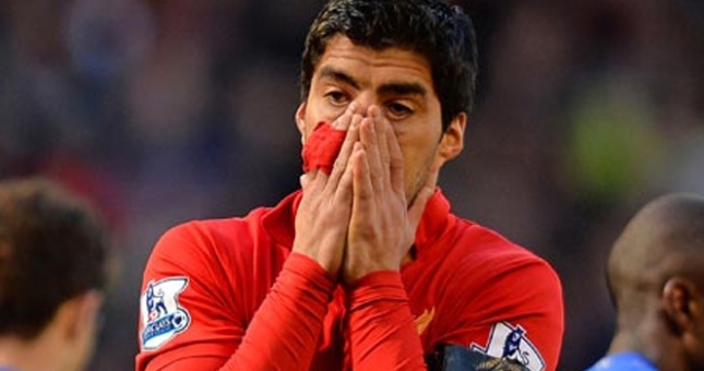 Luis Suarez bị ‘dìm hàng’ không thương tiếc