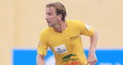 Thi đấu thăng hoa, Nastja Ceh được Thanh Hóa tưởng thưởng