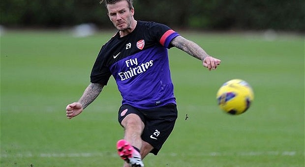 Video bóng đá: Những siêu phẩm đá phạt của Beckham trong 10 năm qua