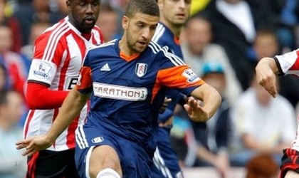 AC Milan tăng cường tiền đạo Adel Taarabt