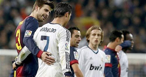 Pique: 'Ronaldo là hoàn hảo. Messi từng rất nhút nhát'