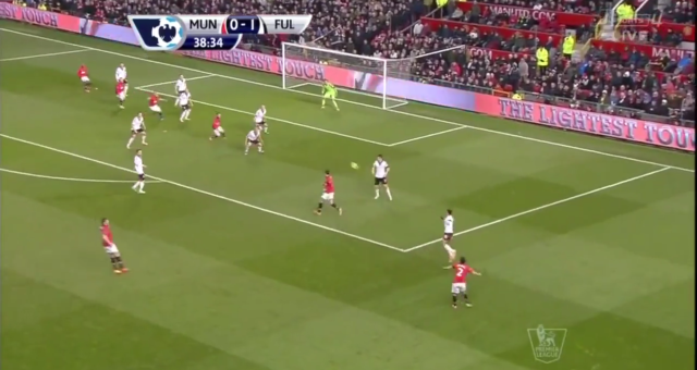 Video bóng đá: 81 pha tạt bóng của MU trong một trận đấu