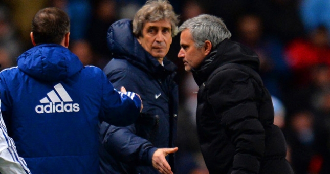 Mourinho không ngừng công kích Pellegrini