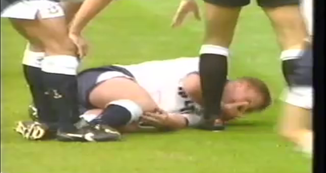 Video bóng đá: Gascoigne đá nguội đối thủ