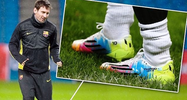 Messi sắm “vũ khí” mới gặp Man City