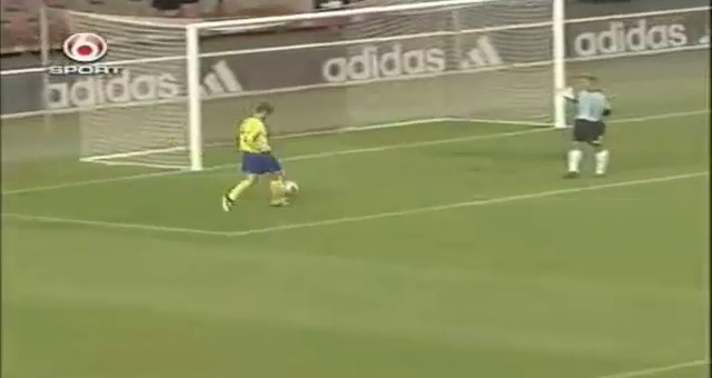 Video: Tinh thần fair play 'đi vào SGK' của các cầu thủ Ajax Amsterdam