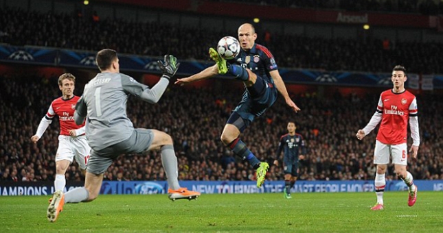 Arsenal 0-2 Bayern Munich: Tội đồ Szczesny