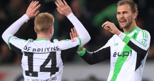 Video bàn thắng: Wolfsburg 3-1 Leverkusen (Vòng 25 - Bundesliga 2013/14)