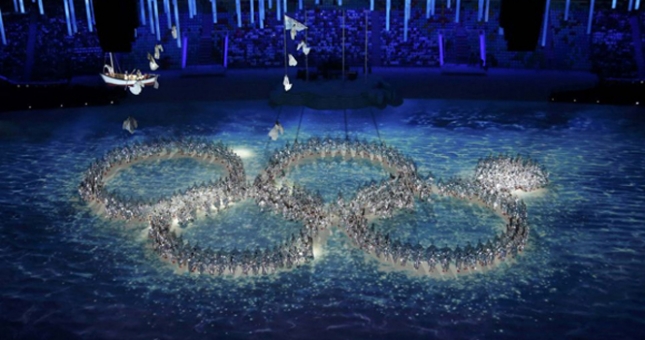 Ngỡ ngàng nước Nga: Tái hiện sự cố 5 vòng tròn Olympic ở lễ bế mạc