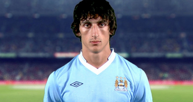 Man Utd nhắm cựu sao Man City thay Vidic