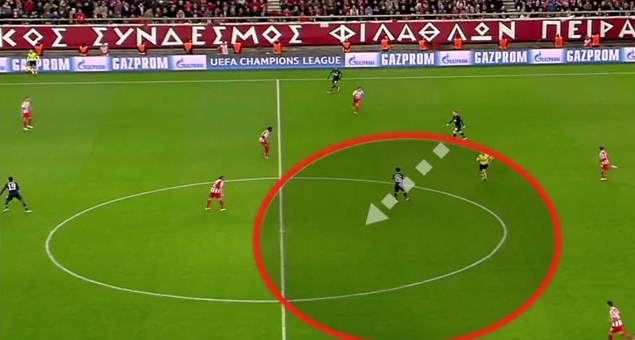 Hình ảnh tố cáo David Moyes không biết dùng Kagawa