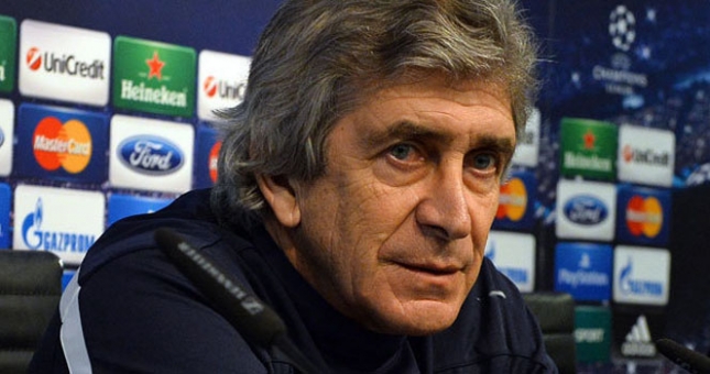 HLV Pellegrini bị cấm chỉ đạo trận Man City tái đấu Barca