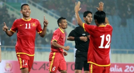 ĐTVN được VFF thưởng 200 triệu đồng sau khi đánh bại Hồng kông