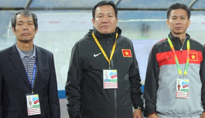 HLV Hoàng Văn Phúc lần thứ hai xin rời 'ghế nóng' ĐTQG