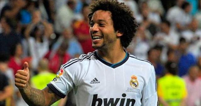 Video bóng đá: Pha lập công đậm chất Samba của Marcelo cho Real