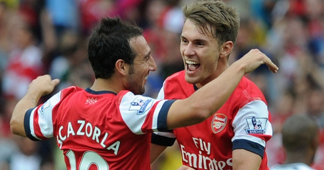 Chính thức: Ramsey và Cazorla ở lại Arsenal hơn 3 năm nữa