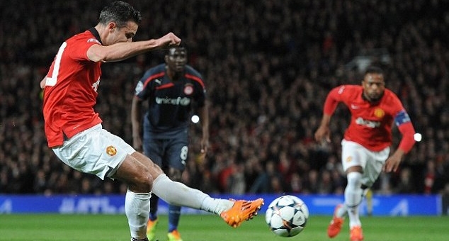 Video bóng đá: Màn trình diễn ấn tượng của van Persie trước Olympiakos