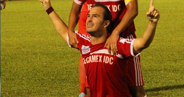 Hàng công tỏa sáng, B.Bình Dương đánh bại ĐT Long An