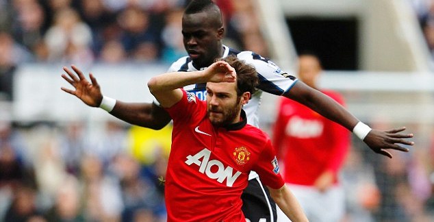 Newcastle 0-4 Manchester United: Rực cháy cùng Juan Mata