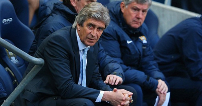 Man City không chịu được áp lực sau trận thua Liverpool