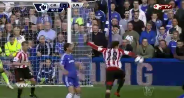 Video bóng đá: Chelsea bị mất oan một quả pen