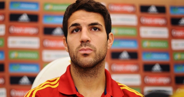 ‘Derby Manchester’ vì Cesc Fabregas